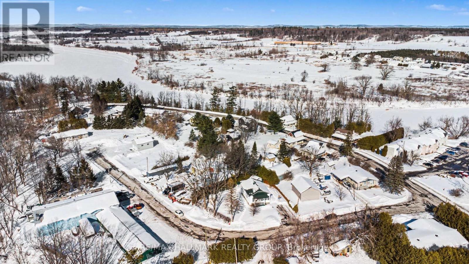 730 Gerard Street, Alfred And Plantagenet, Ontario  K0B 1L0 - Photo 29 - X12790548