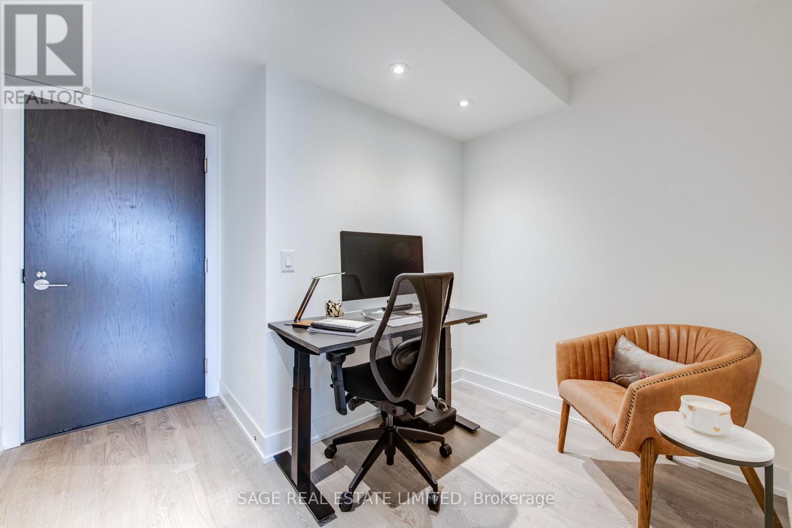 834 - 5 Mabelle Avenue, Toronto, Ontario  M9A 0C8 - Photo 6 - W12749104