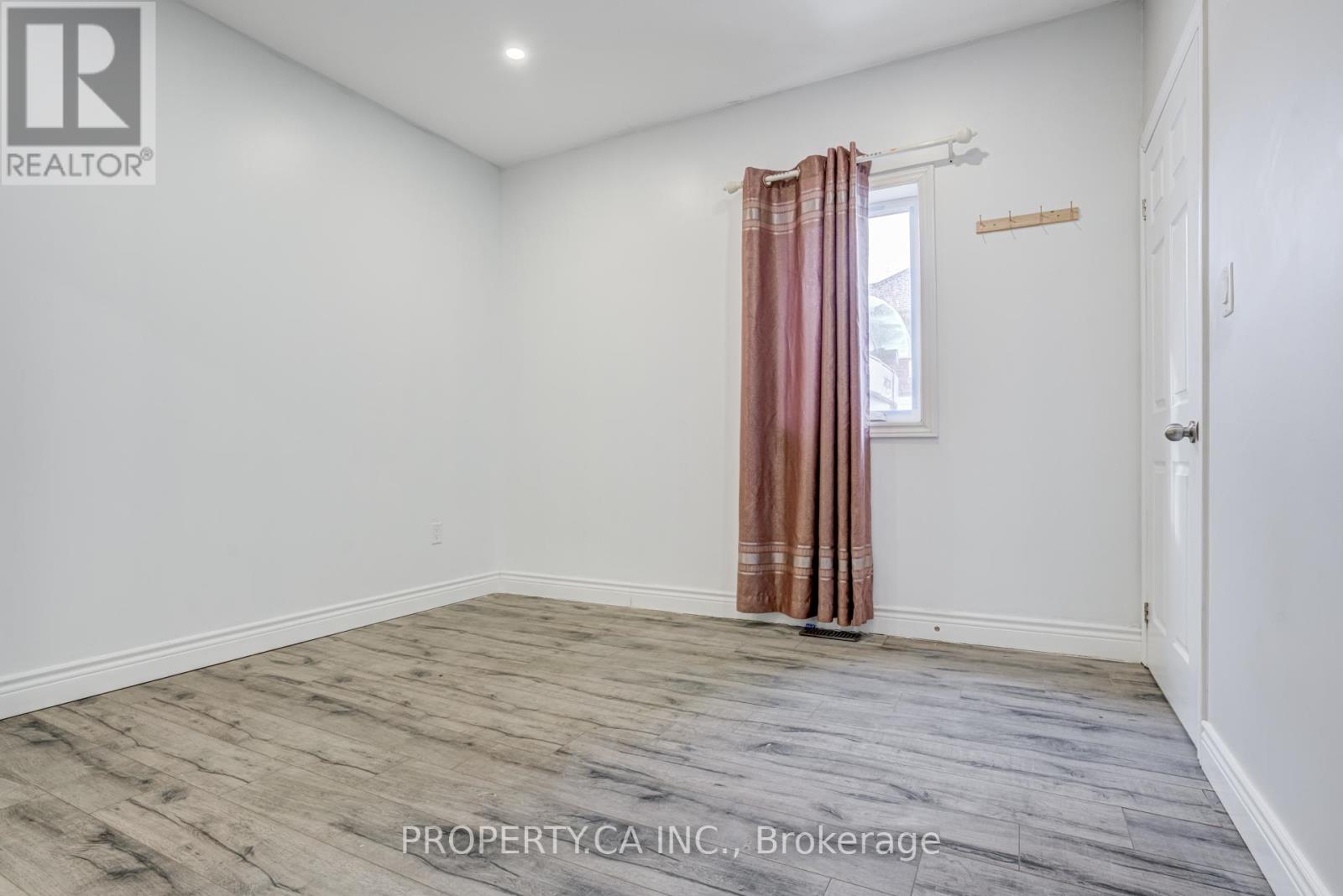 287 St John's Road, Toronto, Ontario  M6P 1V3 - Photo 16 - W12790530