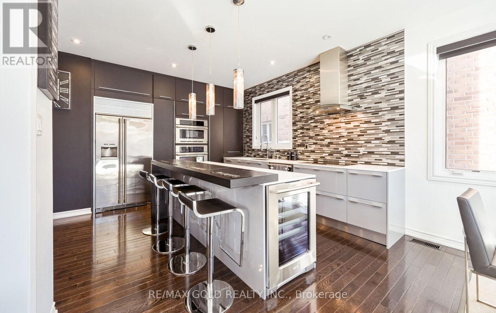 59 Kalmia Road, Brampton, Ontario  L6X 3B3 - Photo 15 - W12790540