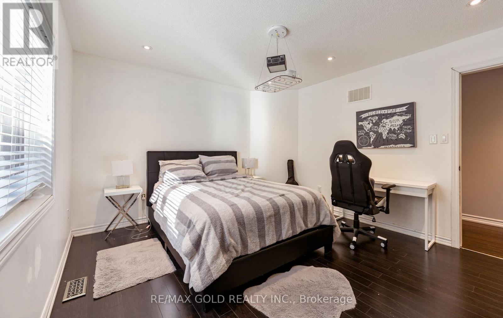 59 Kalmia Road, Brampton, Ontario  L6X 3B3 - Photo 28 - W12790540