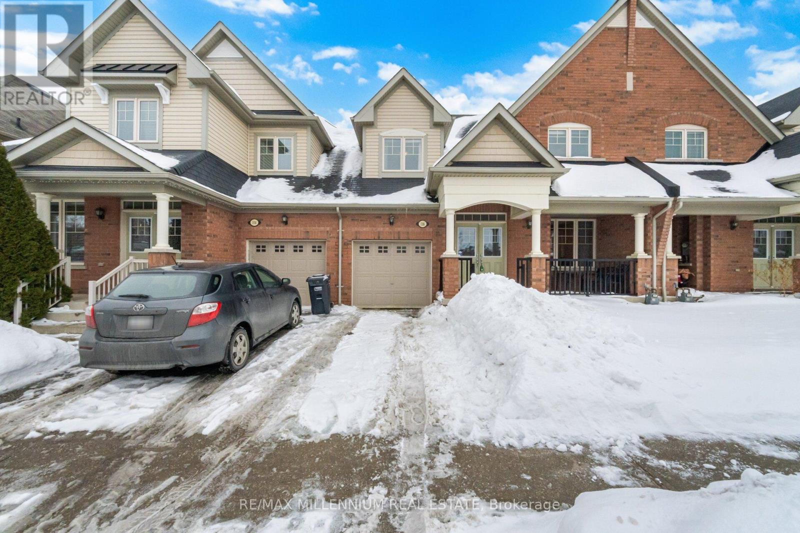 116 Naperton Drive, Brampton, Ontario  L6R 3N5 - Photo 3 - W12790552