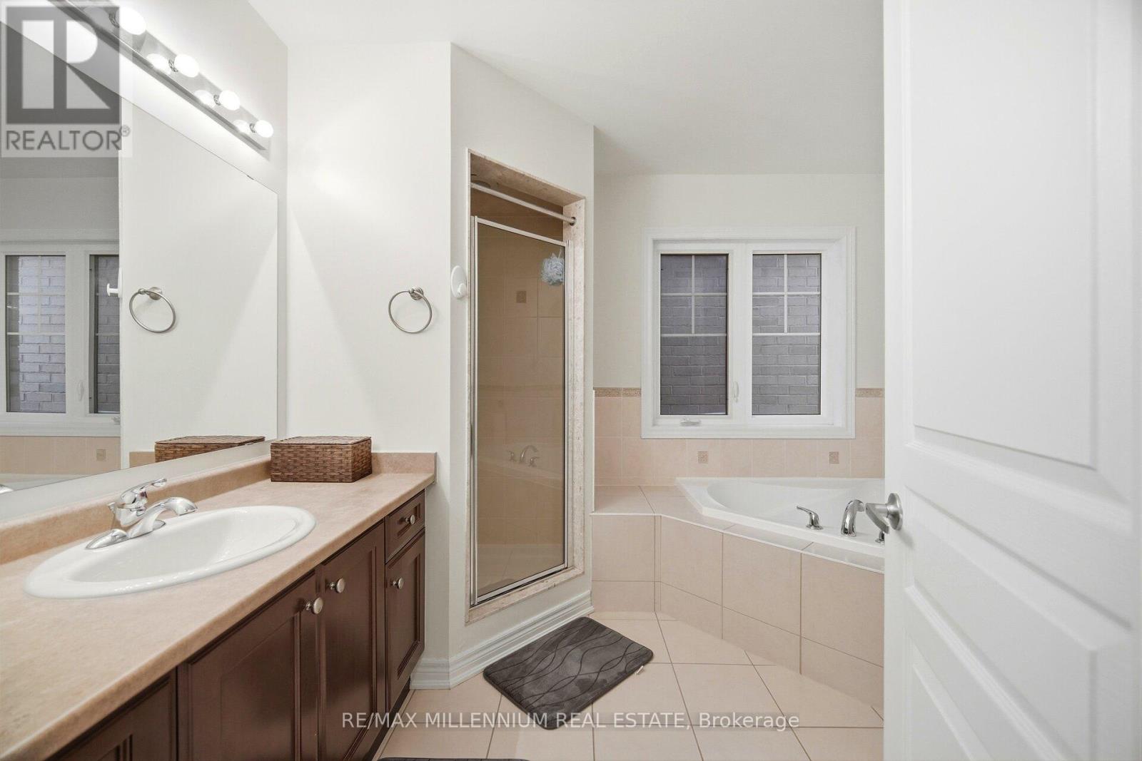 116 Naperton Drive, Brampton, Ontario  L6R 3N5 - Photo 31 - W12790552