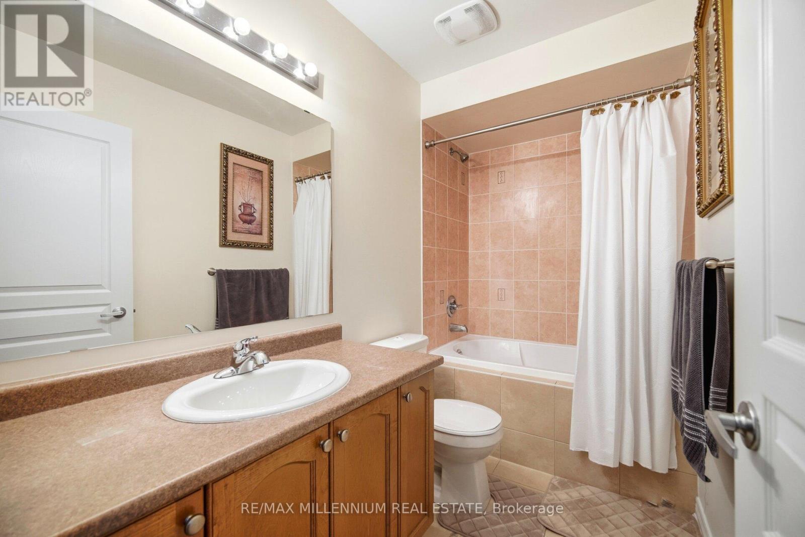 116 Naperton Drive, Brampton, Ontario  L6R 3N5 - Photo 38 - W12790552