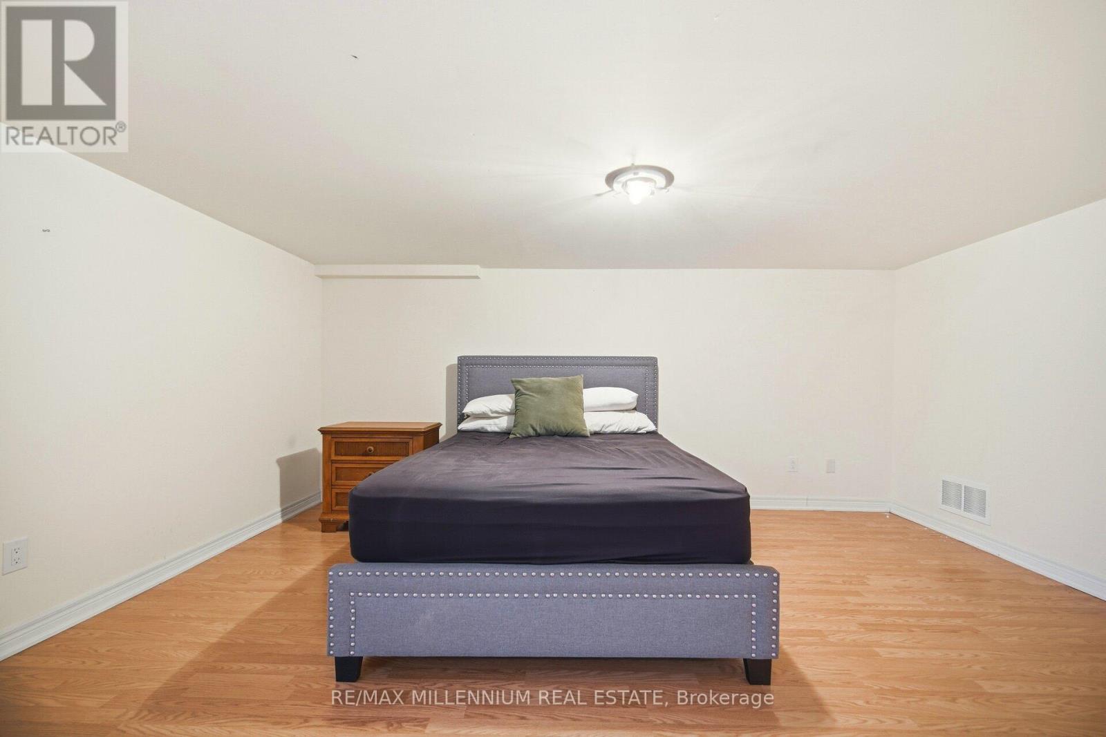 116 Naperton Drive, Brampton, Ontario  L6R 3N5 - Photo 43 - W12790552