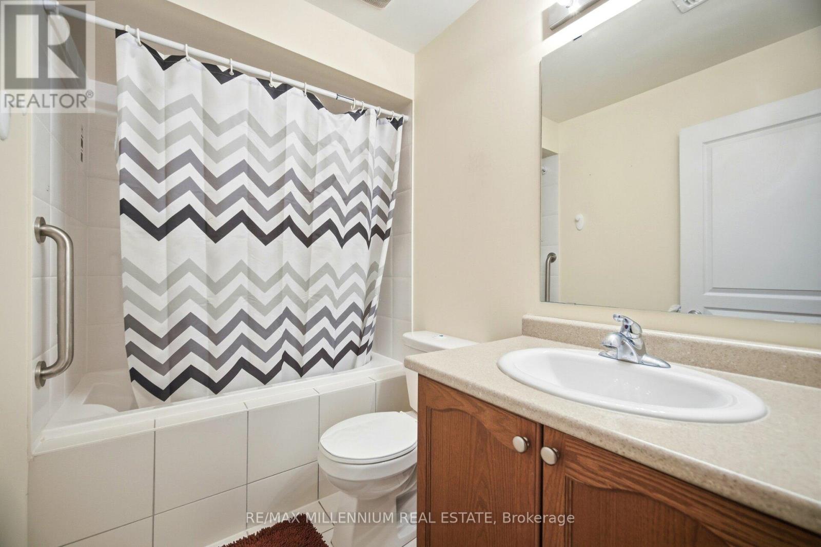 116 Naperton Drive, Brampton, Ontario  L6R 3N5 - Photo 44 - W12790552