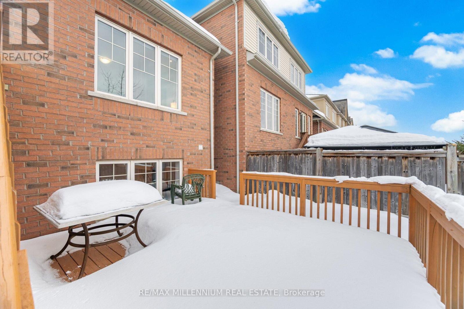 116 Naperton Drive, Brampton, Ontario  L6R 3N5 - Photo 47 - W12790552