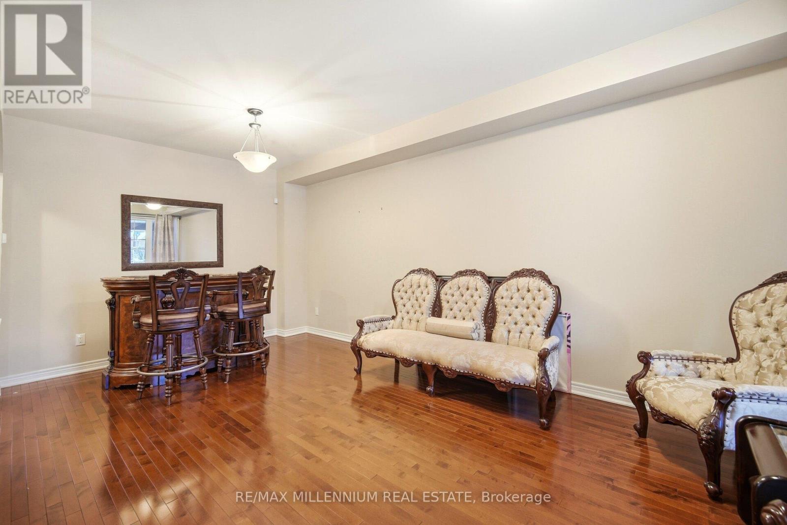 116 Naperton Drive, Brampton, Ontario  L6R 3N5 - Photo 8 - W12790552