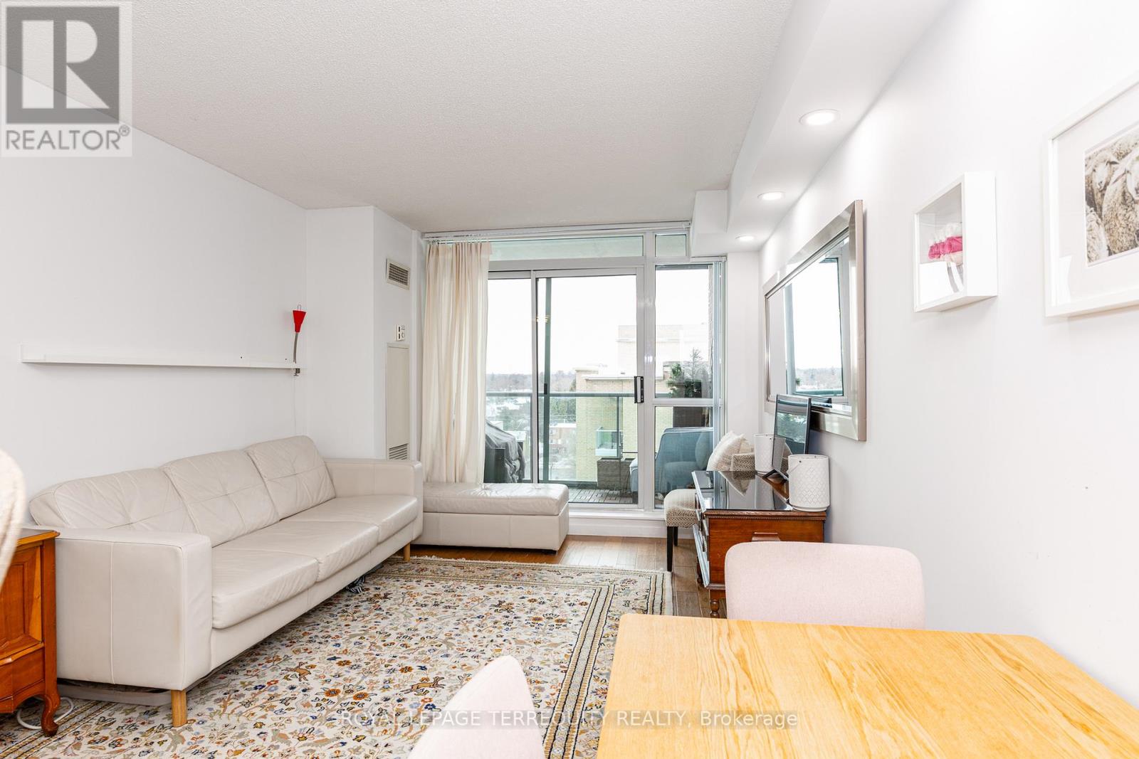 1005 - 15 Michael Power Place, Toronto, Ontario  M9A 5G4 - Photo 19 - W12790564