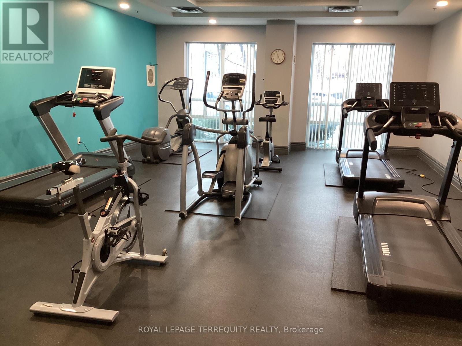 1005 - 15 Michael Power Place, Toronto, Ontario  M9A 5G4 - Photo 31 - W12790564