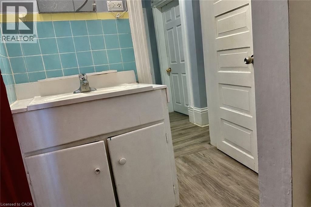 44 Albion Street, Brantford, Ontario  N3T 3M3 - Photo 18 - 40803034