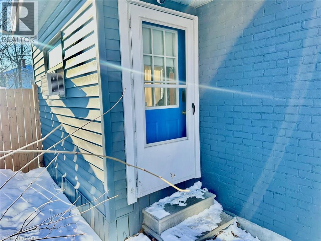 44 Albion Street, Brantford, Ontario  N3T 3M3 - Photo 5 - 40803034