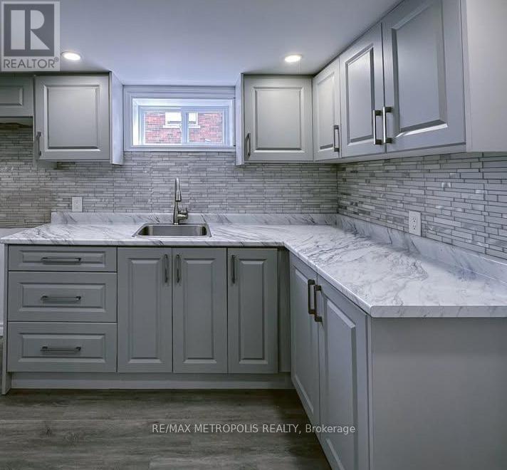 87 CADILLAC AVENUE S, Oshawa, Ontario