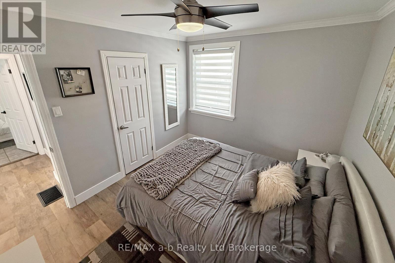 813 Wilton Crescent, Woodstock, Ontario  N4S 7H4 - Photo 21 - X12790606