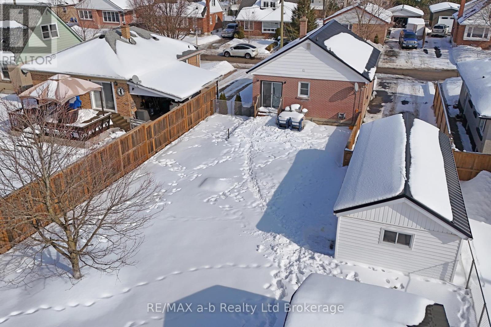 813 Wilton Crescent, Woodstock, Ontario  N4S 7H4 - Photo 42 - X12790606