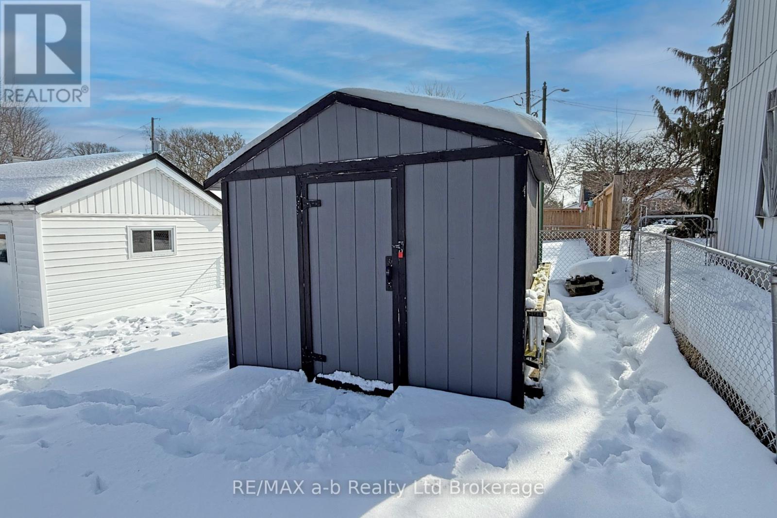 813 Wilton Crescent, Woodstock, Ontario  N4S 7H4 - Photo 46 - X12790606