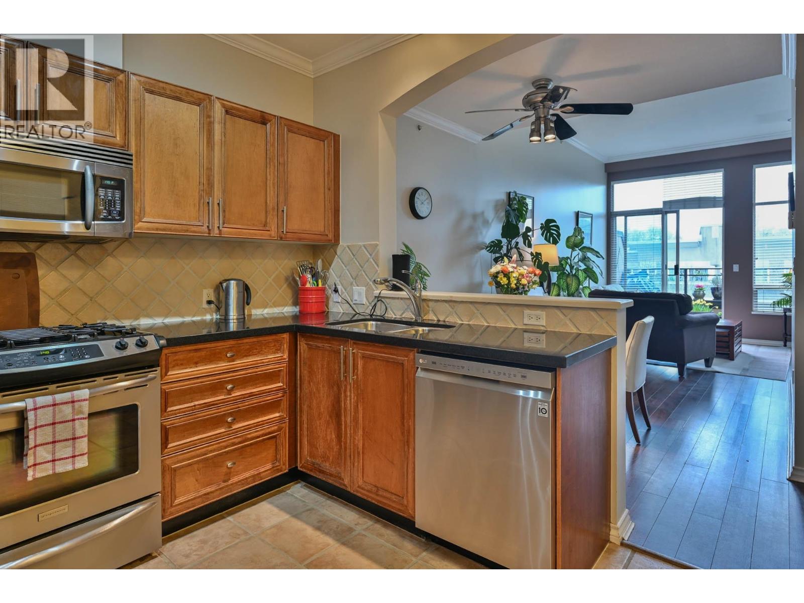 407 2175 Salal Drive, Vancouver, British Columbia  V6K 4V2 - Photo 3 - R3090063