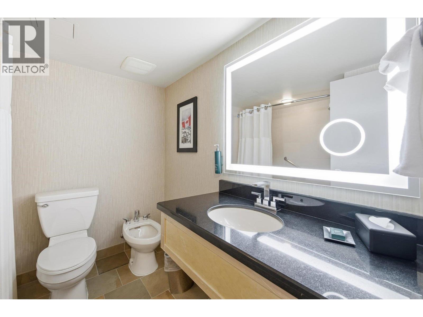 709/711 4050 Whistler Way, Whistler, British Columbia  V8E 1H9 - Photo 31 - R3090065