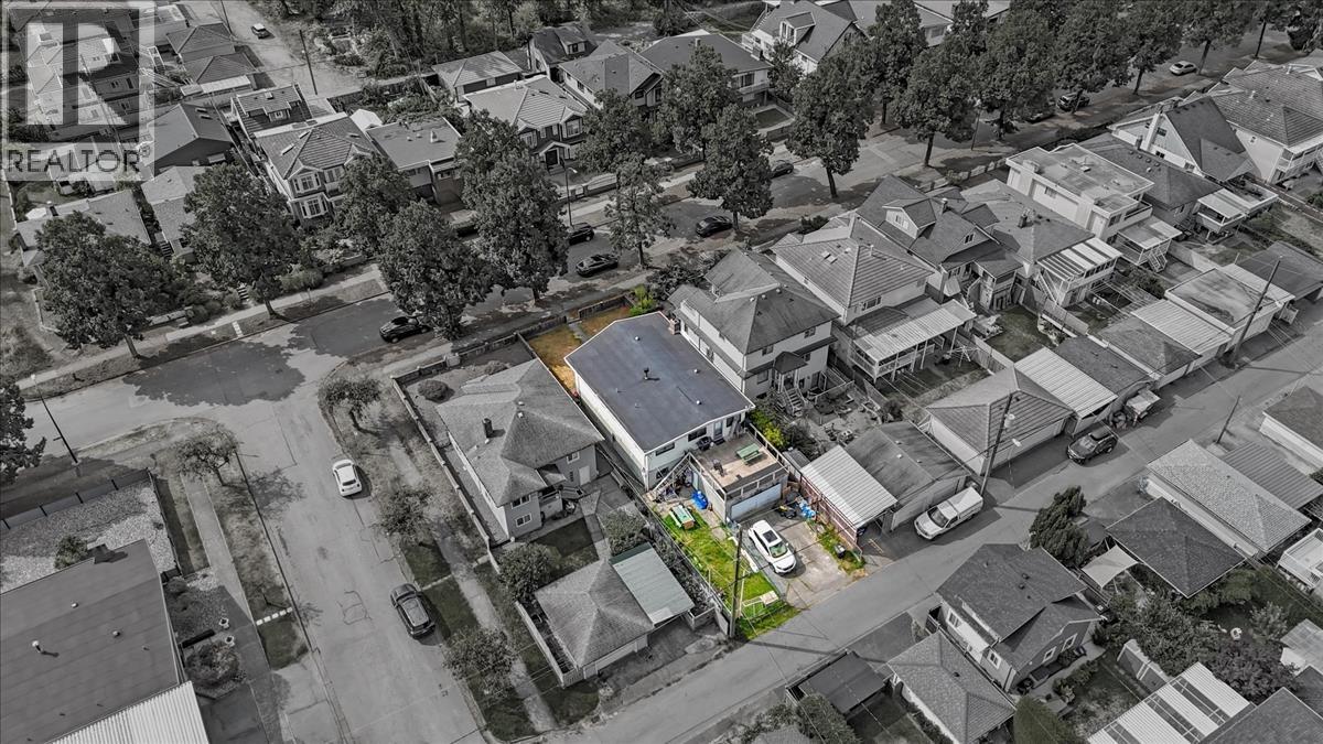 2593 E 25th Avenue, Vancouver, British Columbia  V5R 1H2 - Photo 4 - R3090066