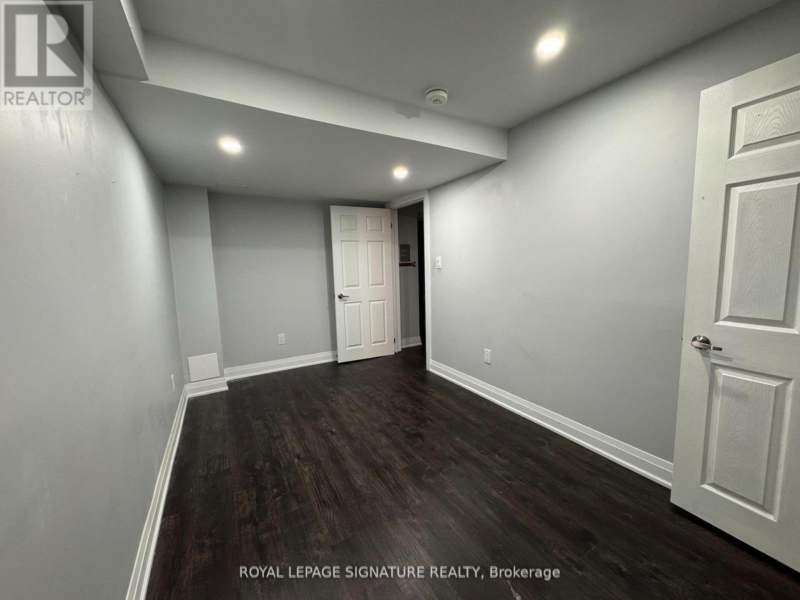 Bsmt - 731 Bennett Boulevard, Milton, Ontario  L9T 6H6 - Photo 7 - W12790544