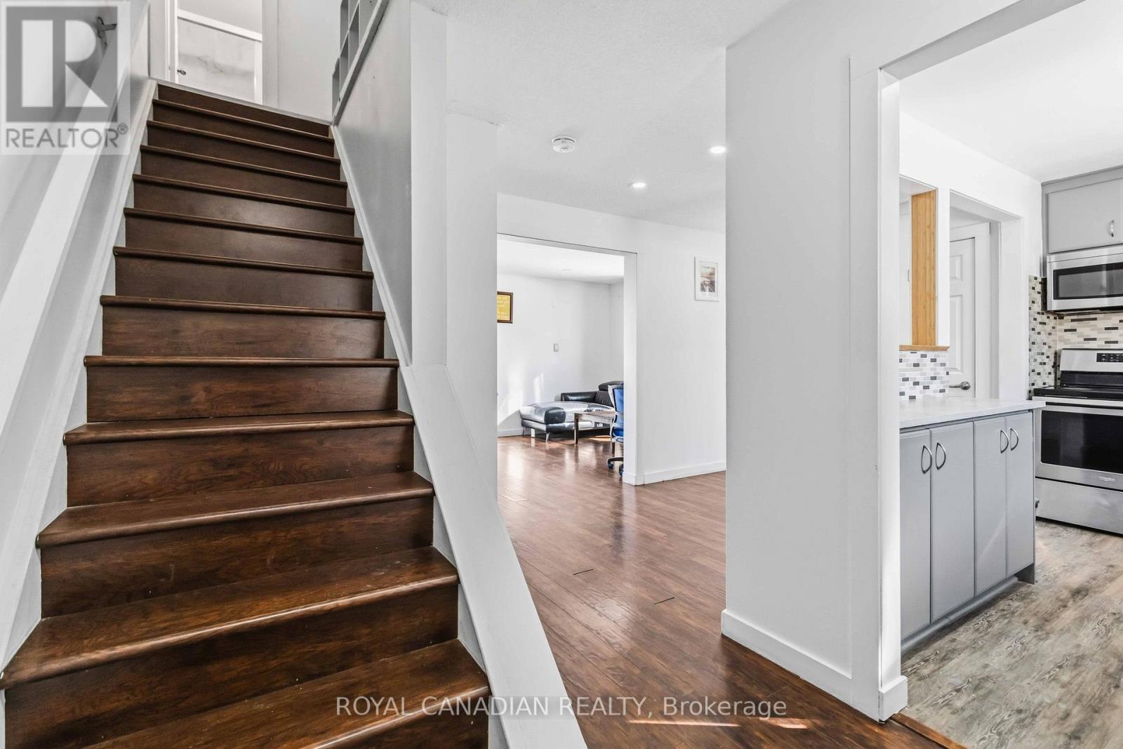 9 Horatio Court, Brampton, Ontario  L6S 1X8 - Photo 21 - W12790608