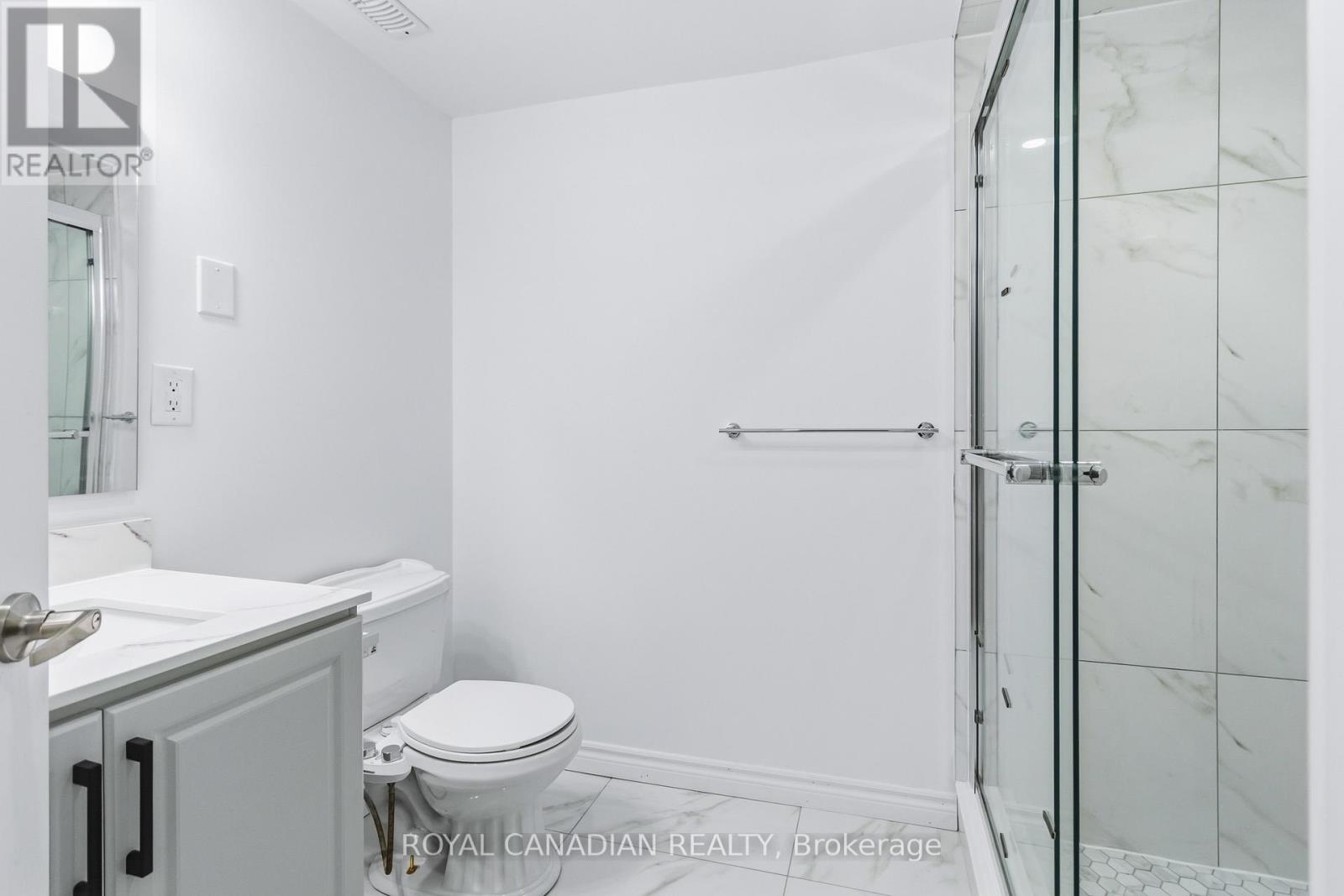 9 Horatio Court, Brampton, Ontario  L6S 1X8 - Photo 35 - W12790608