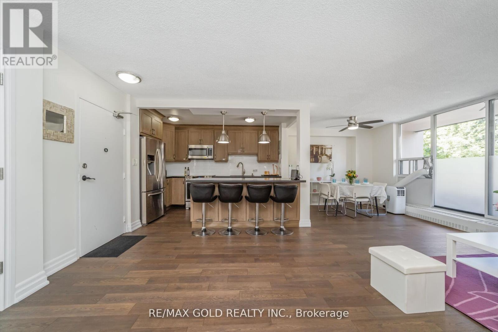 404 - 1964 Main Street W, Hamilton, Ontario  L8S 0E9 - Photo 10 - X12790600