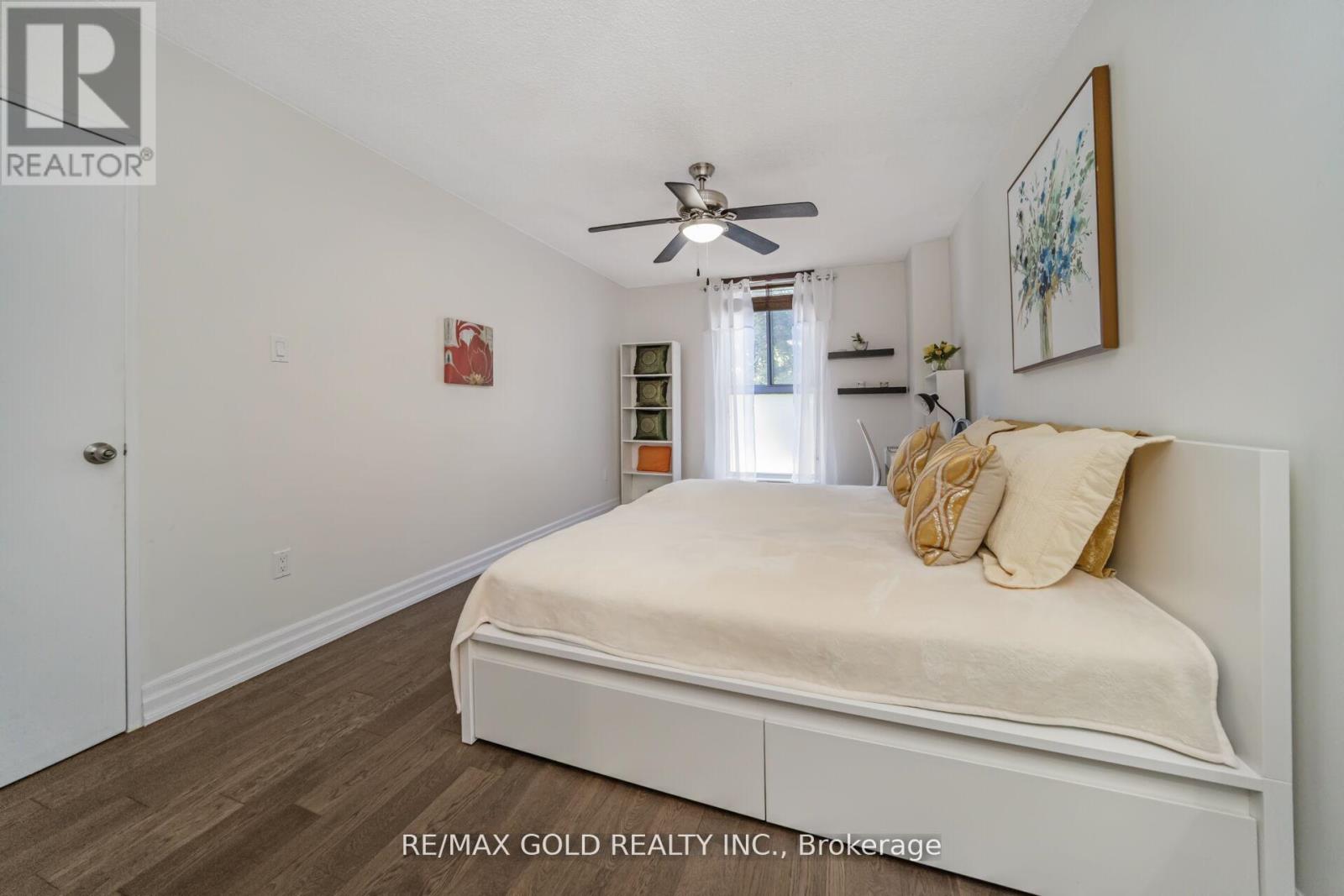 404 - 1964 Main Street W, Hamilton, Ontario  L8S 0E9 - Photo 24 - X12790600