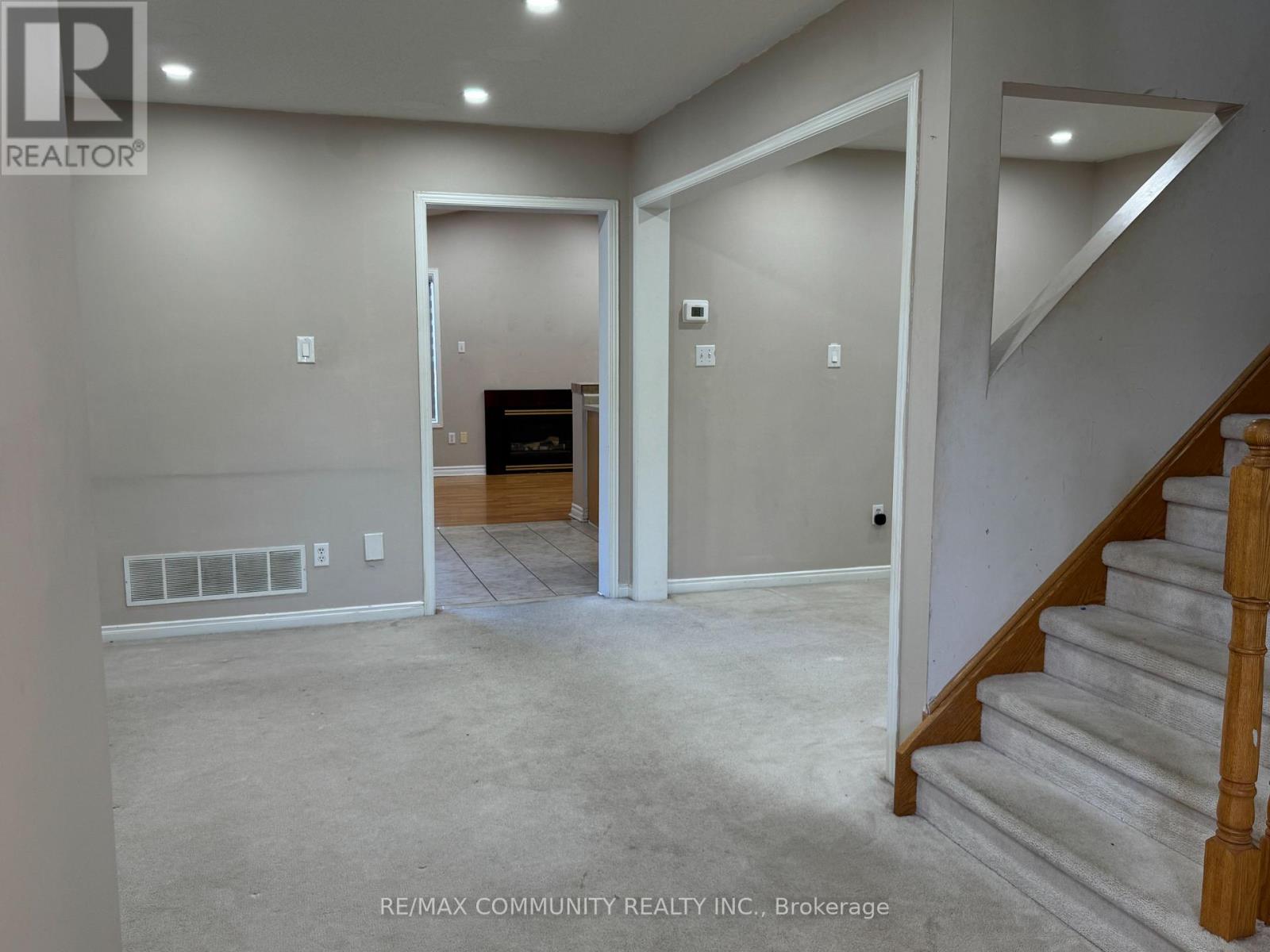 Main - 36 Foothill Street, Whitby, Ontario  L1R 2V6 - Photo 8 - E12790520