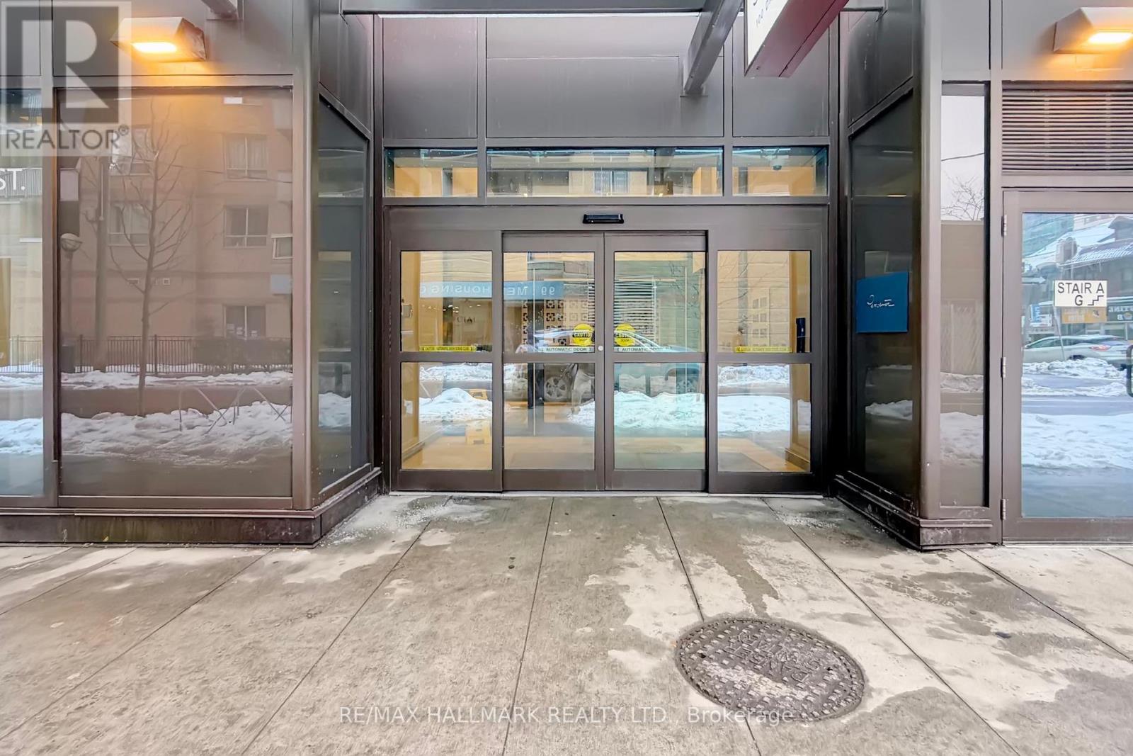 3303 - 100 Dalhousie Street, Toronto, Ontario  M5B 0C7 - Photo 4 - C12789626