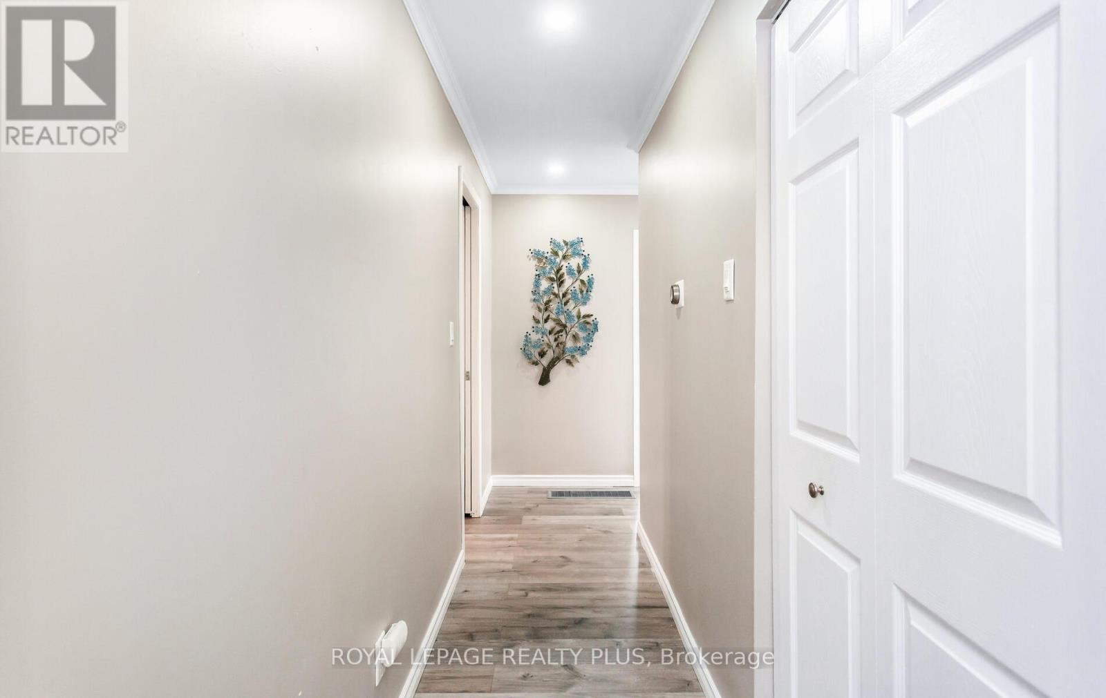 9 Ewing Street, Halton Hills, Ontario  L7G 2P6 - Photo 12 - W12785078