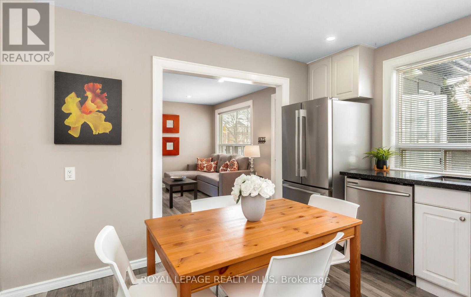 9 Ewing Street, Halton Hills, Ontario  L7G 2P6 - Photo 10 - W12785078