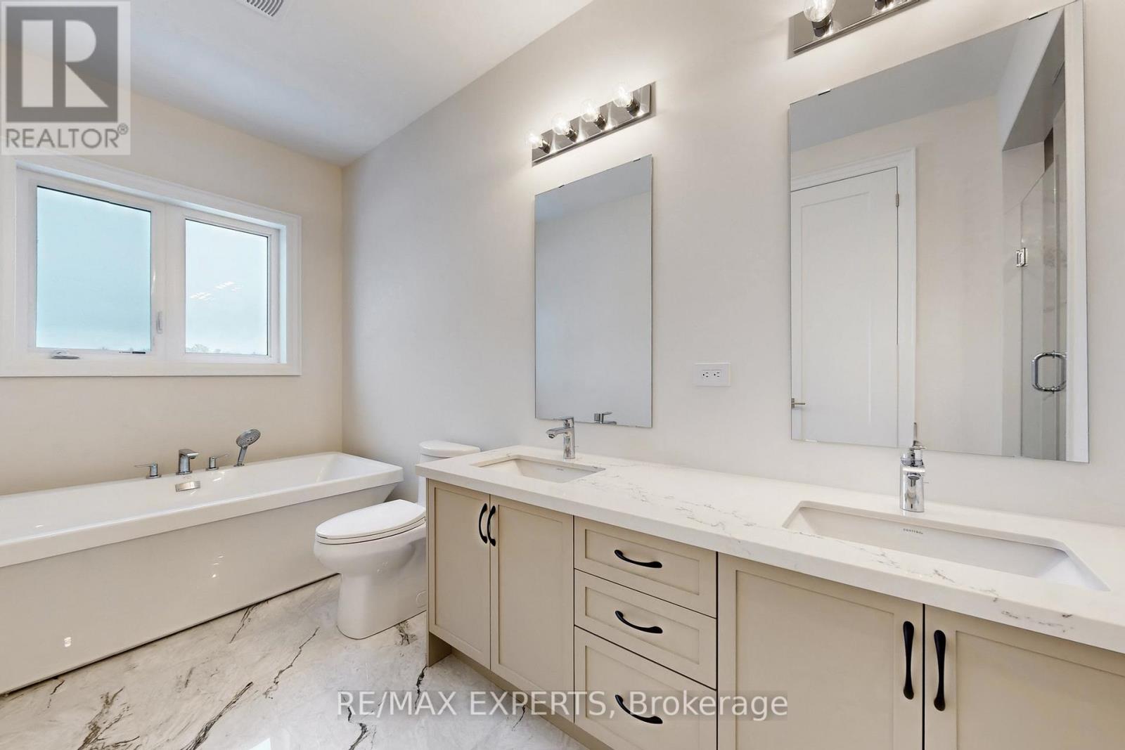 50 Schmeltzer Crescent, Richmond Hill, Ontario  L4E 1K9 - Photo 32 - N12790632