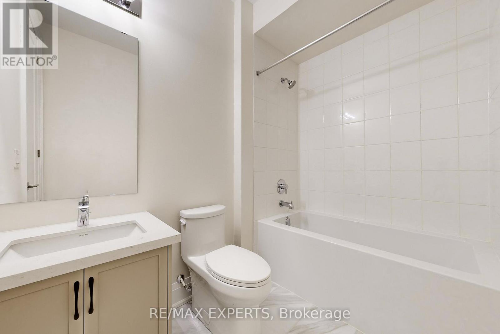 50 Schmeltzer Crescent, Richmond Hill, Ontario  L4E 1K9 - Photo 42 - N12790632