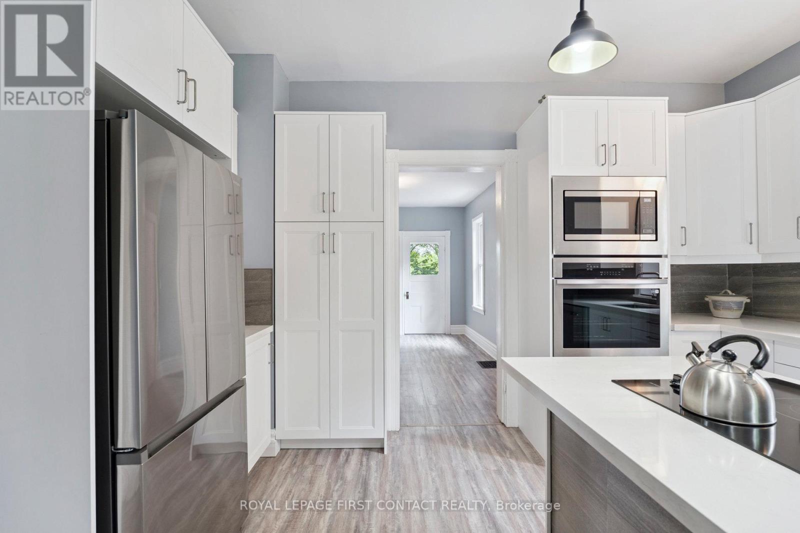 55 Burton Avenue, Barrie, Ontario  L4N 2R5 - Photo 11 - S12790616