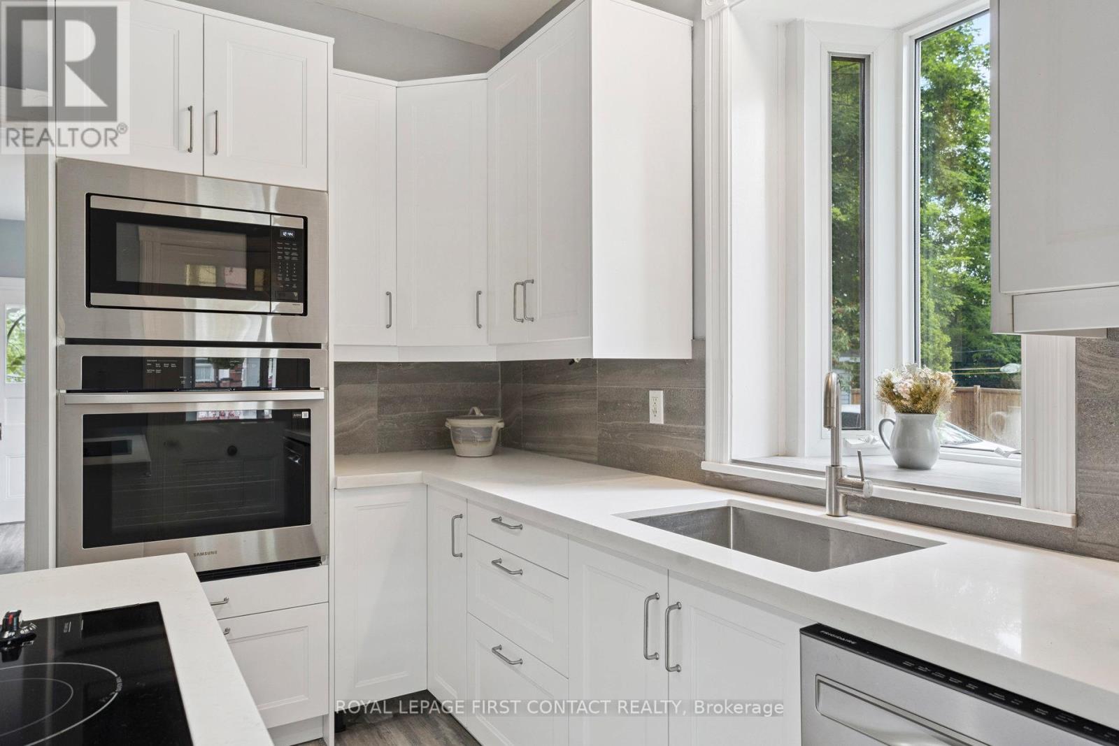 55 Burton Avenue, Barrie, Ontario  L4N 2R5 - Photo 13 - S12790616