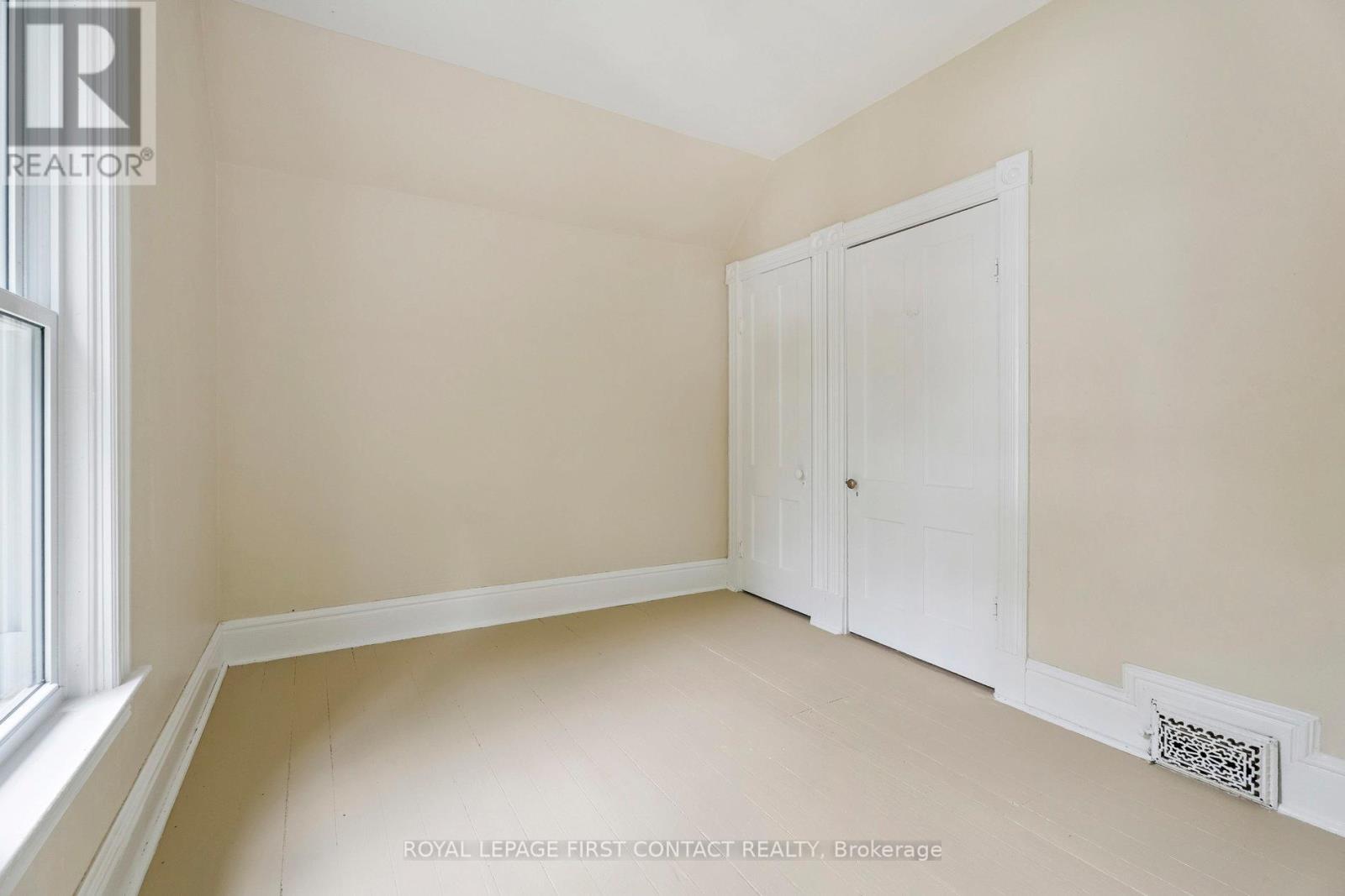 55 Burton Avenue, Barrie, Ontario  L4N 2R5 - Photo 25 - S12790616