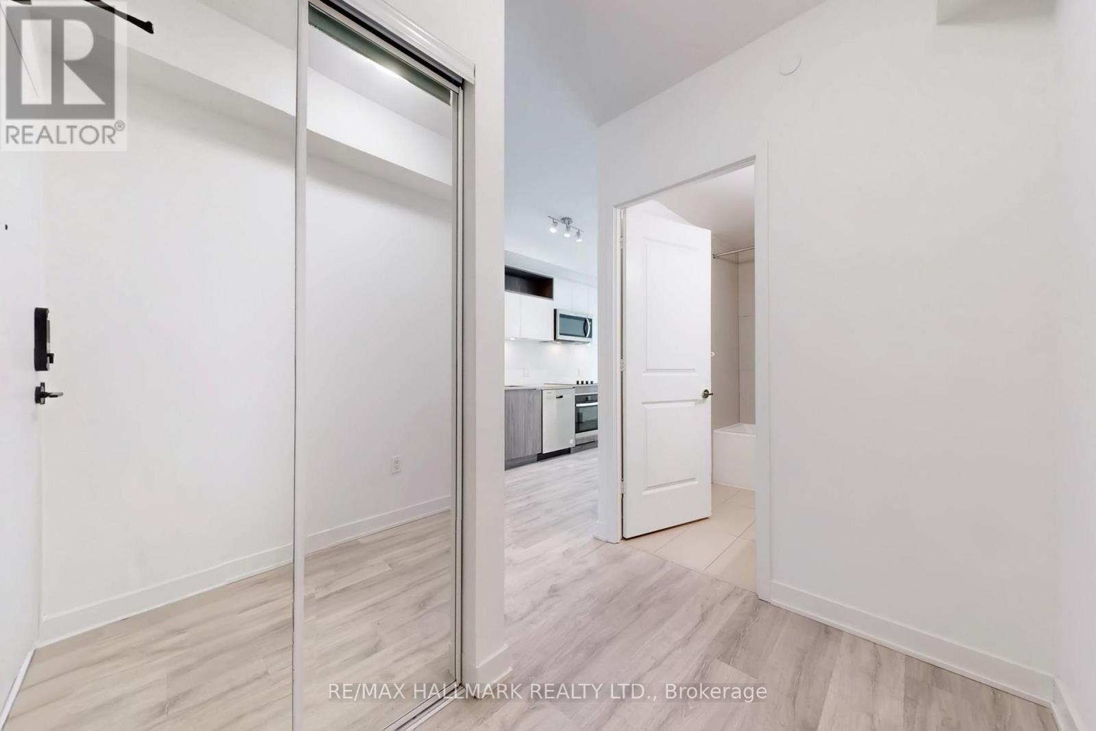 3303 - 100 Dalhousie Street, Toronto, Ontario  M5B 0C7 - Photo 17 - C12789626