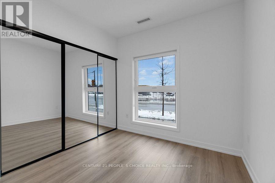 B001 - 20 Lagerfeld Drive, Brampton, Ontario  L7A 5L5 - Photo 10 - W12790614