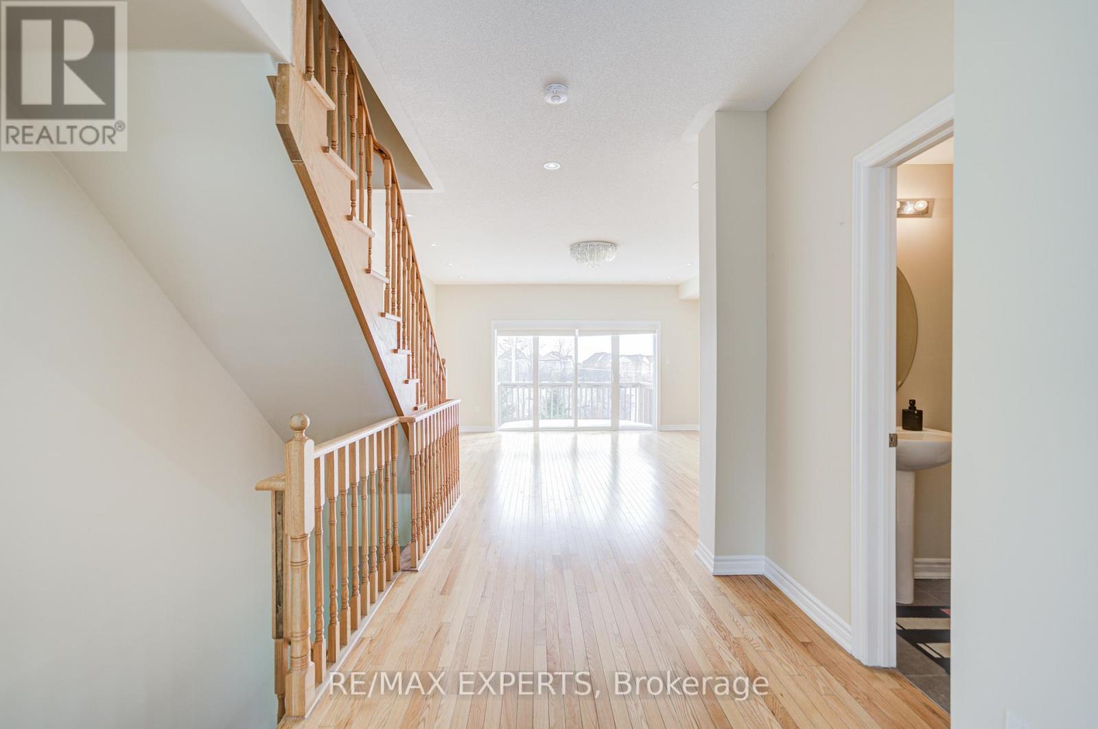 72 Aspen Hills Road, Brampton, Ontario  L6Y 0H7 - Photo 14 - W12790638