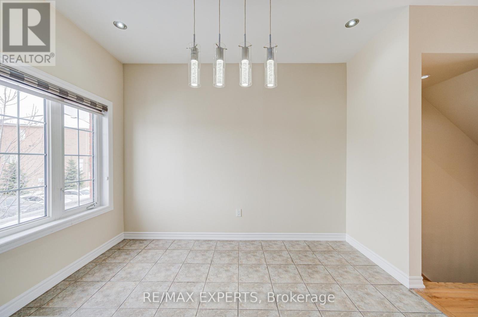 72 Aspen Hills Road, Brampton, Ontario  L6Y 0H7 - Photo 24 - W12790638