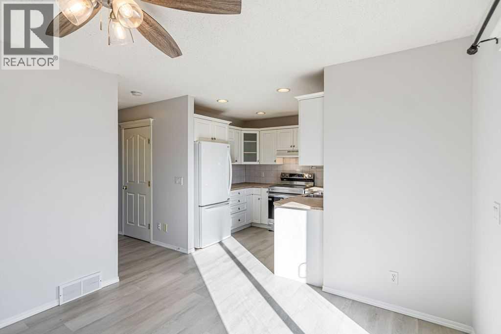 13 Coville Gardens Ne, Calgary, Alberta  T3K 5N8 - Photo 7 - A2285113