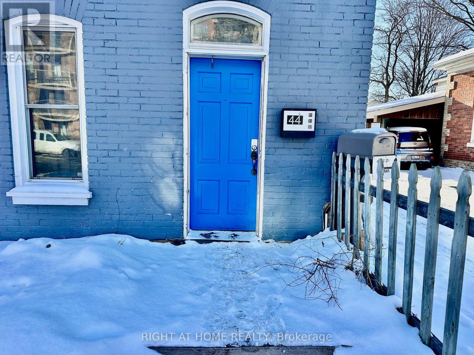 44 Albion Street, Brantford, Ontario  N3T 3M3 - Photo 4 - X12790620