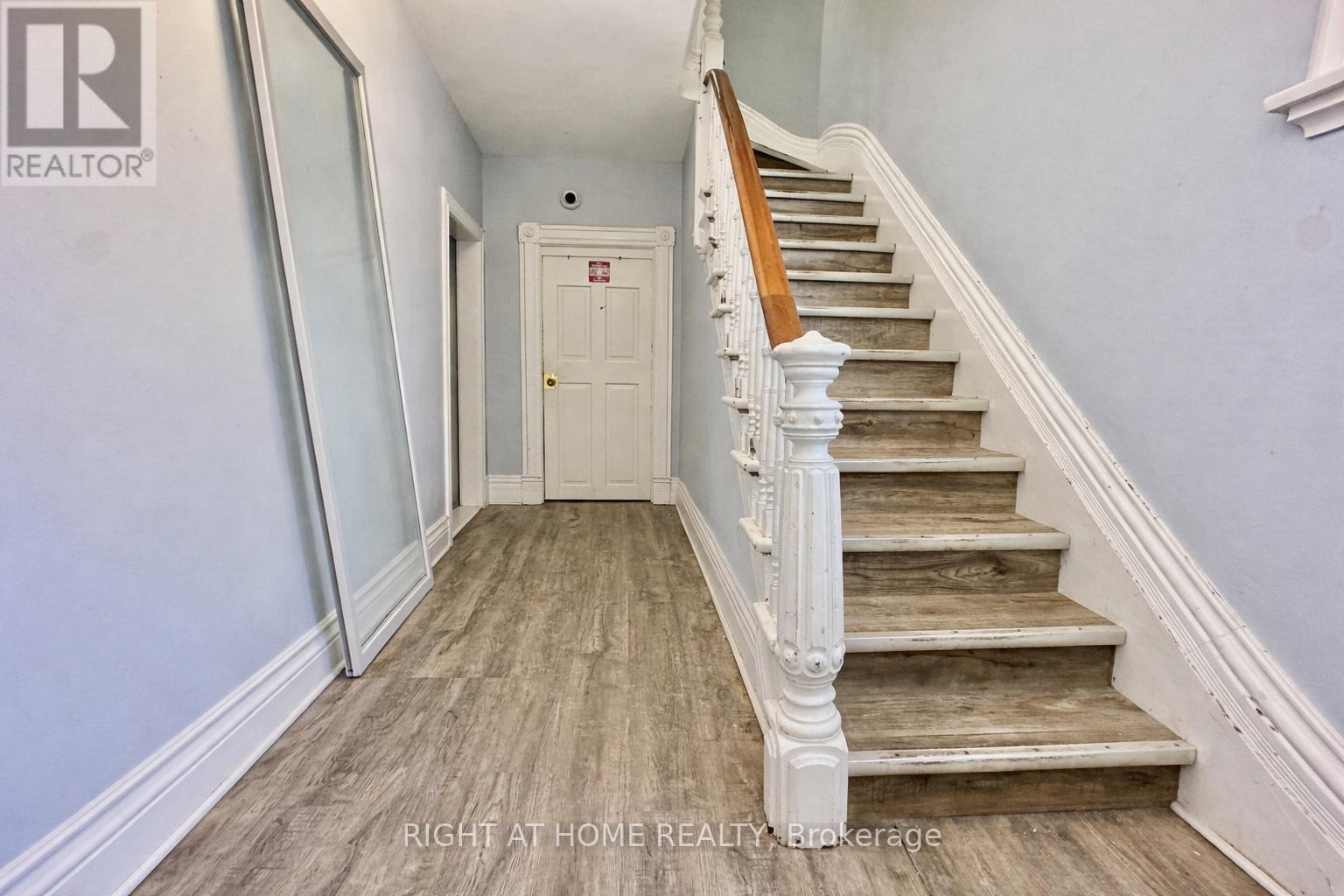 44 Albion Street, Brantford, Ontario  N3T 3M3 - Photo 6 - X12790620