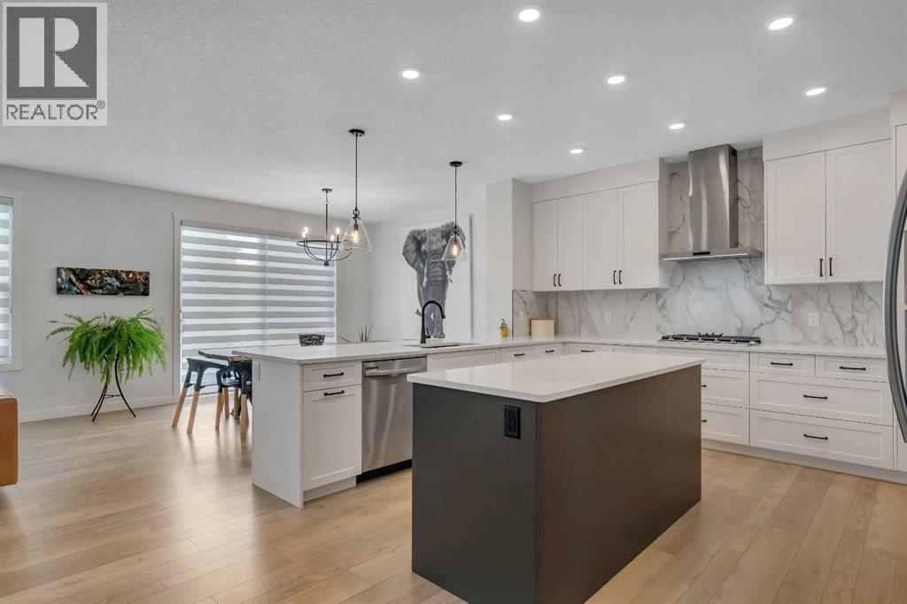 649 Sailfin Drive, Rural Rocky View County, Alberta  T3Z 0J5 - Photo 5 - A2283996