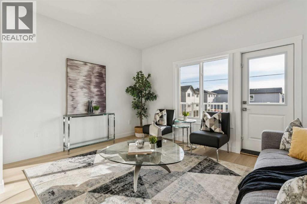 202, 95 Saddlecrest Circle Ne, Calgary, Alberta  T3J 0Z2 - Photo 3 - A2285823