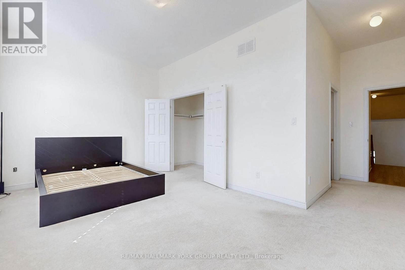 90 Braebrook Drive, Whitby, Ontario  L1R 0M9 - Photo 15 - E12790658