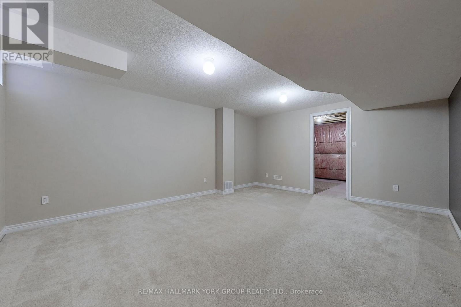 90 Braebrook Drive, Whitby, Ontario  L1R 0M9 - Photo 35 - E12790658