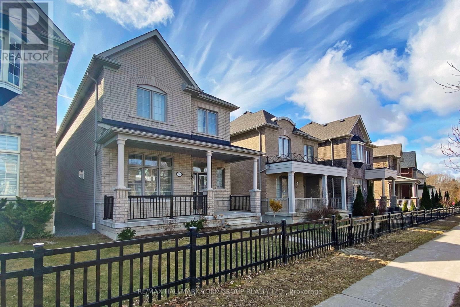 90 Braebrook Drive, Whitby, Ontario  L1R 0M9 - Photo 45 - E12790658