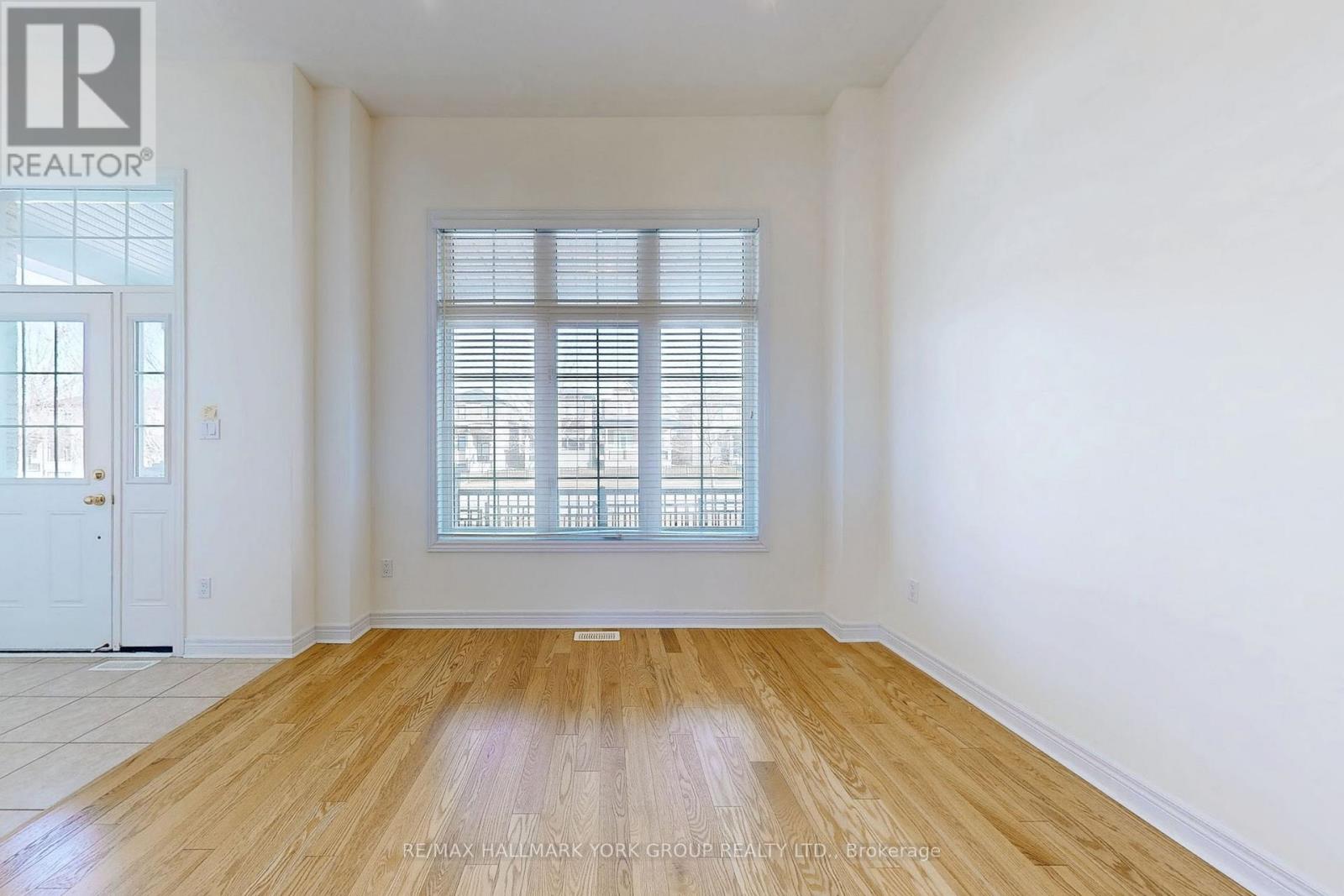 90 Braebrook Drive, Whitby, Ontario  L1R 0M9 - Photo 8 - E12790658